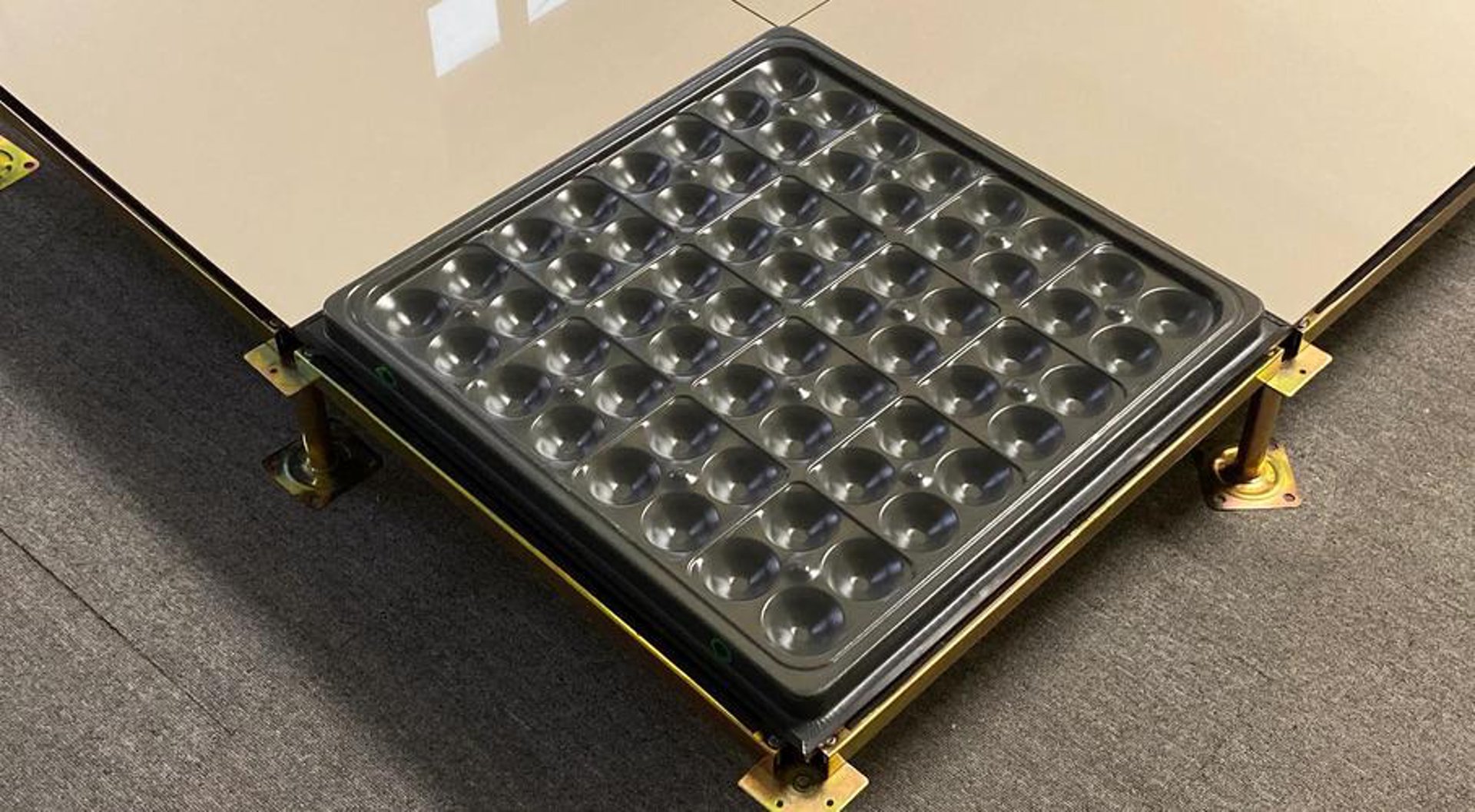 美迪防静电地板